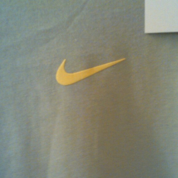 NEW NIKE SPORTSWEAR "Revolution of AIR Tee" MEN'S SILVER T-SHIRT XL IH5067-034 - Picture 4 of 10